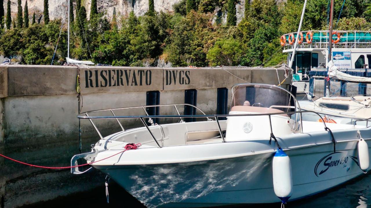 Dv Garda Suite Campione del Garda Eksteriør billede