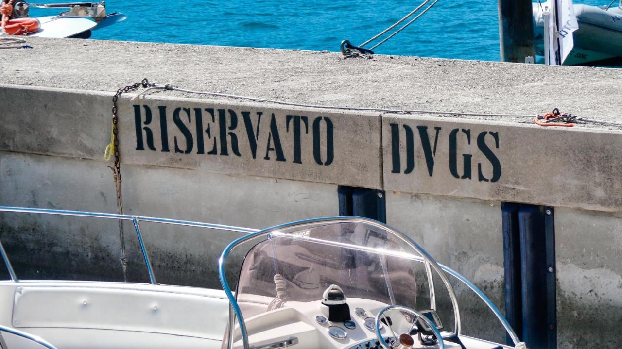Dv Garda Suite Campione del Garda Eksteriør billede