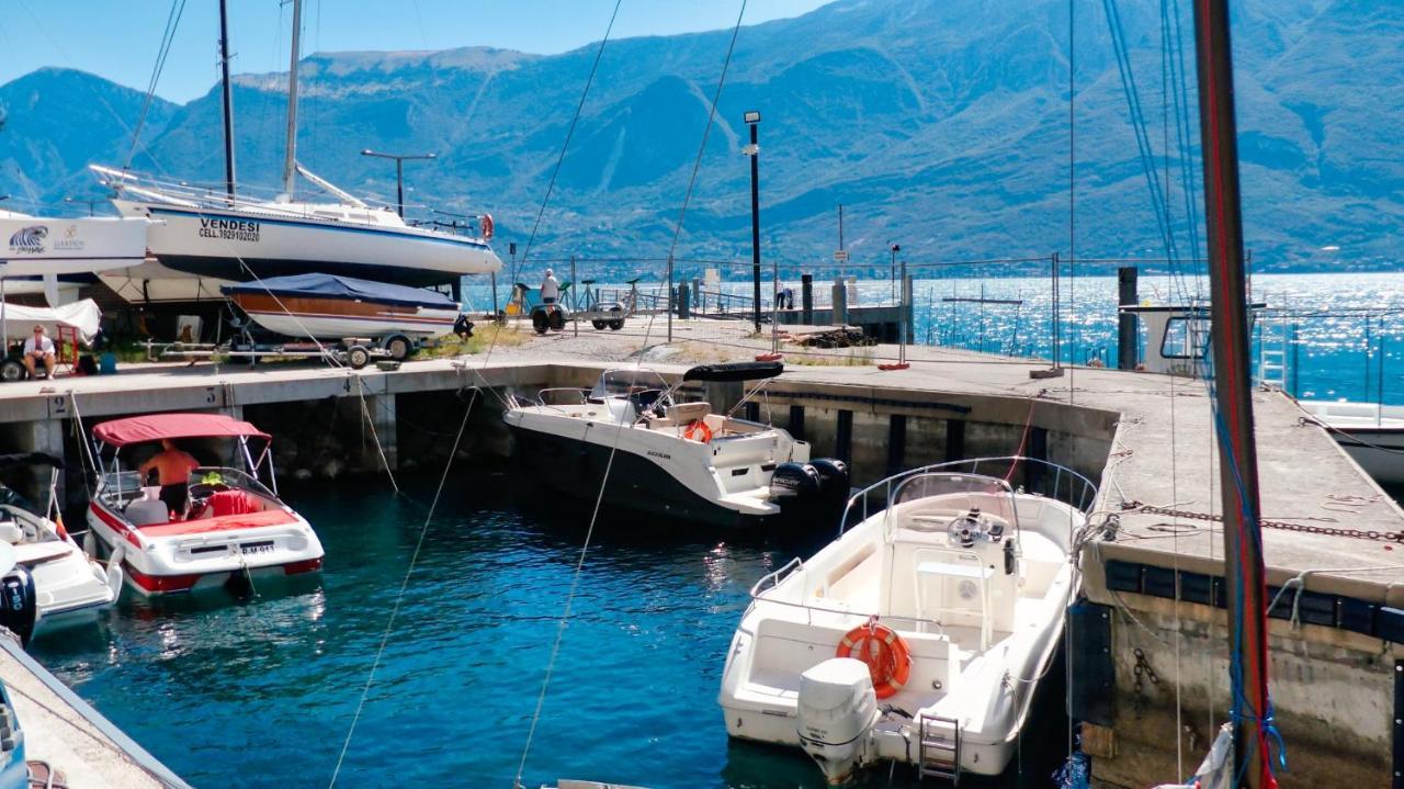 Dv Garda Suite Campione del Garda Eksteriør billede